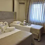 Gold Cıty Otel 3*